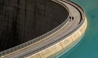 shutterstock_1185474070.png/