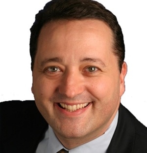 Headshot of Rob Rowe