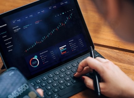 From Challenge to Capital: A Modern SME's Guide to Navigating the $2.5 Trillion Trade Finance Gap